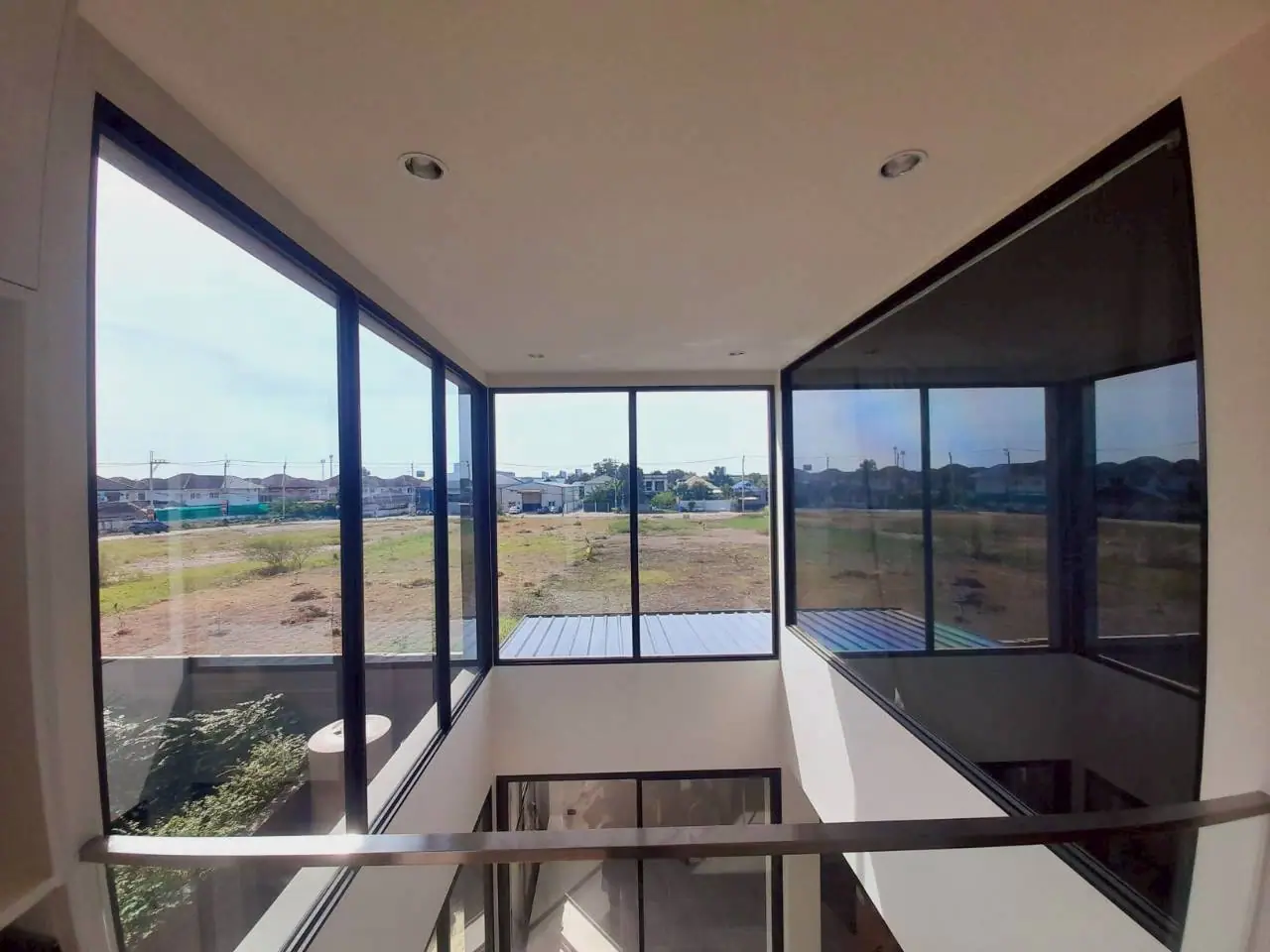 งานติดฟิล์มกรองแสงที่ Haus villa รูปที่ 4