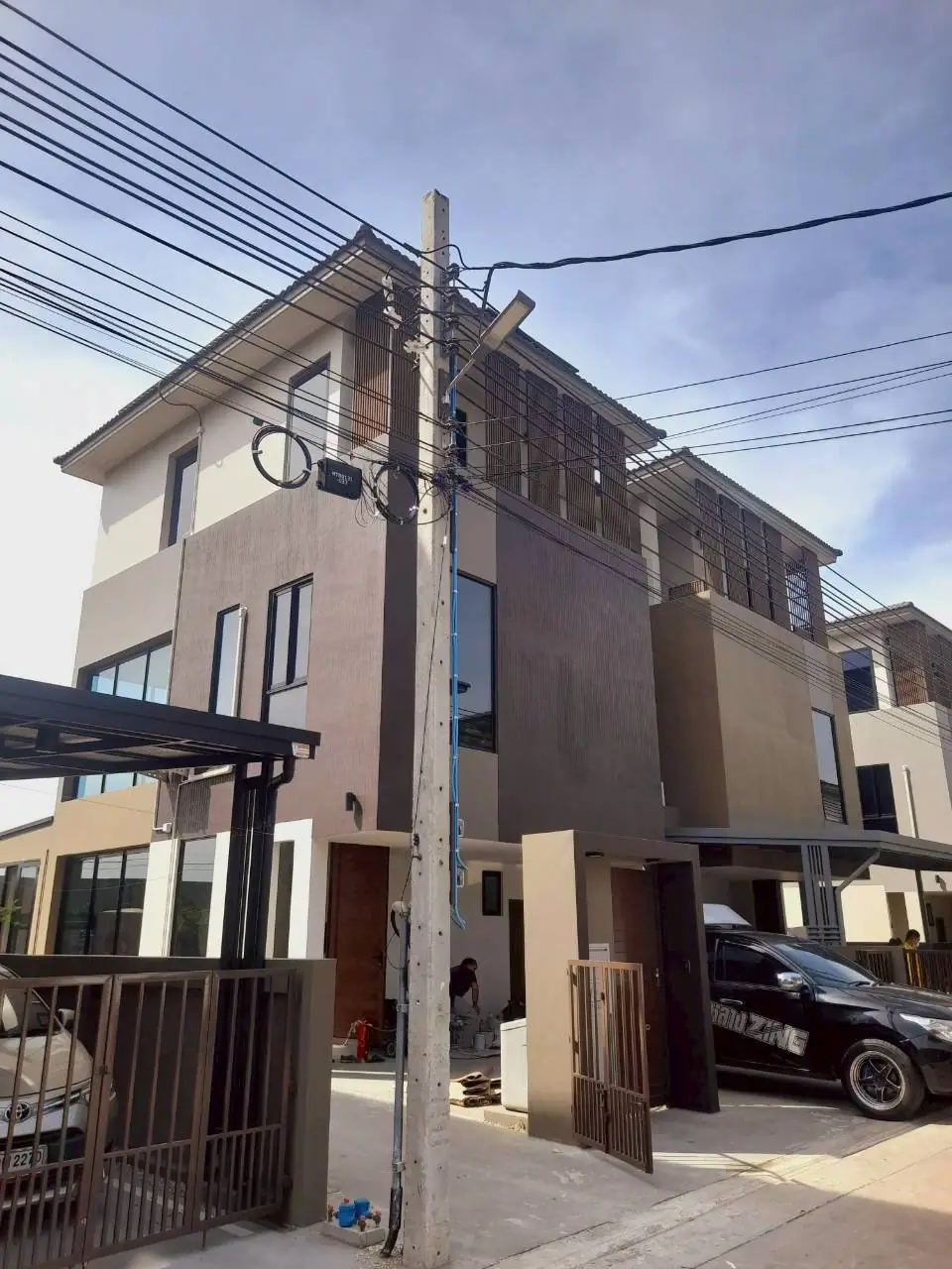 งานติดฟิล์มกรองแสงที่ Haus villa รูปที่ 5