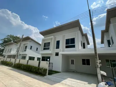 งานติดฟิล์มกรองแสงที่ ชลบุรี โครงการ casa grand sriracha