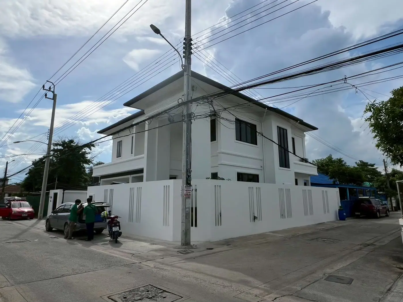 งานติดฟิล์มกรองแสงที่ ซอย 35 อัศวนนท์ ตำบลปากน้ำ รูปที่ 6
