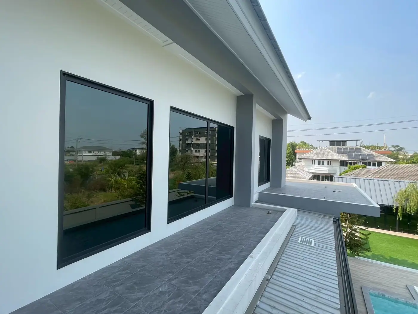 งานติดฟิล์มกรองแสงที่ ต.บ้านใหม่ อ.ปากเกร็ด จ.นนทบุรี รูปที่ 5