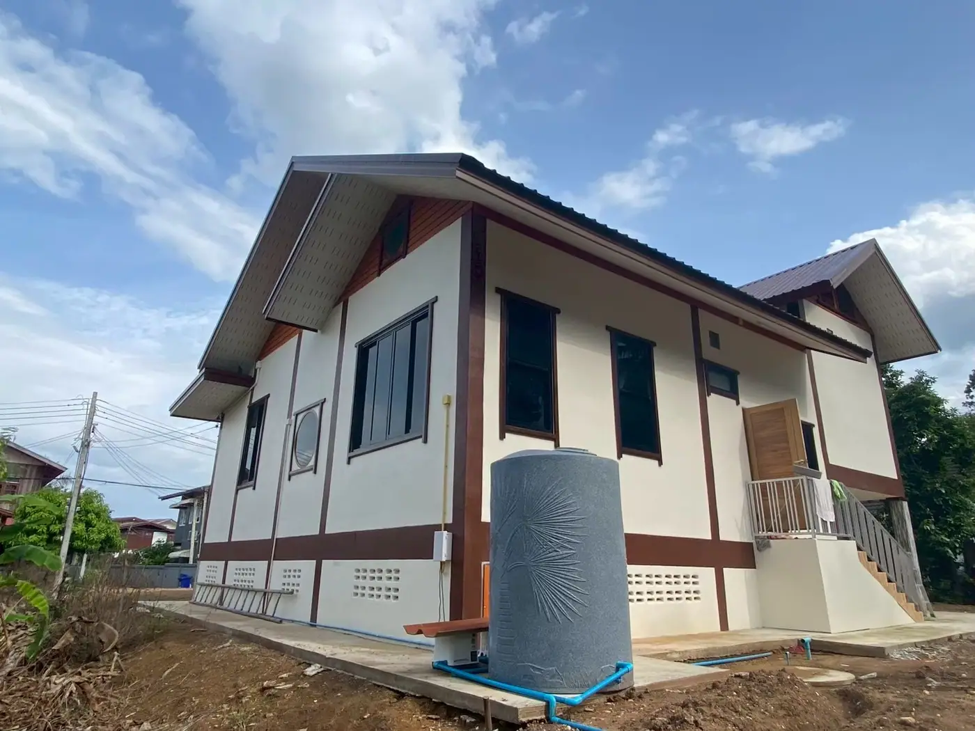 งานติดฟิล์มกรองแสงที่ ตำบลนางั่วอ.เมือง จ.เพชรบูรณ์ รูปที่ 2