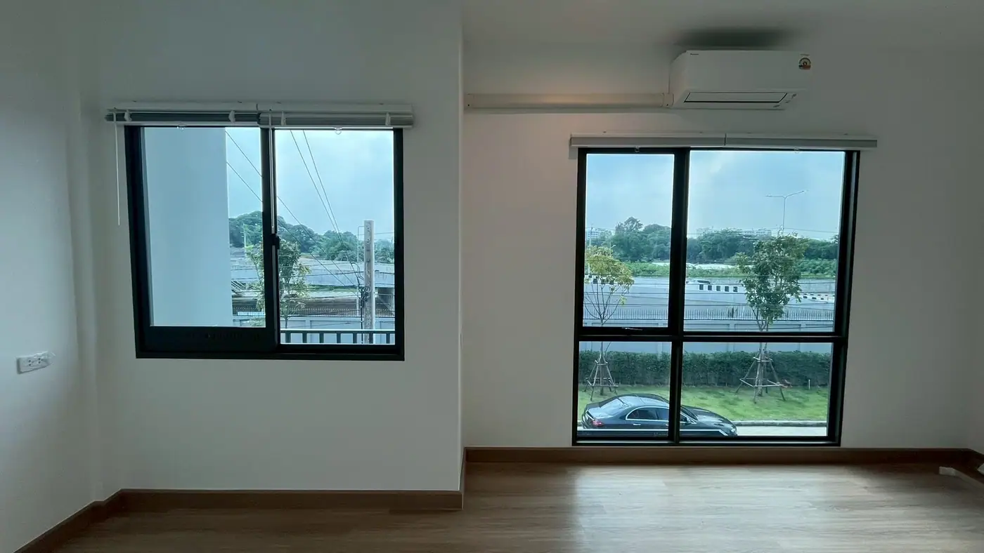 งานติดฟิล์มกรองแสงที่ นิรติ ดอนเมือง รูปที่ 6