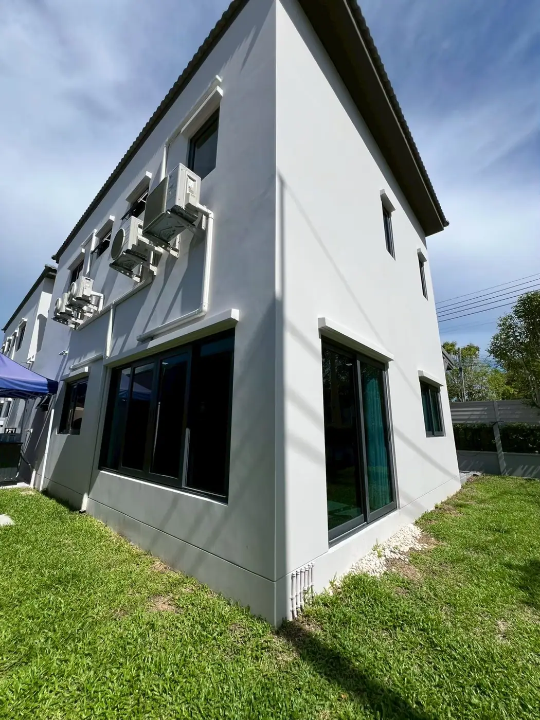 งานติดฟิล์มกรองแสงที่ บ้านกลางเมือง ดิ อิดิชั่น ครีนครินทร์ รูปที่ 4