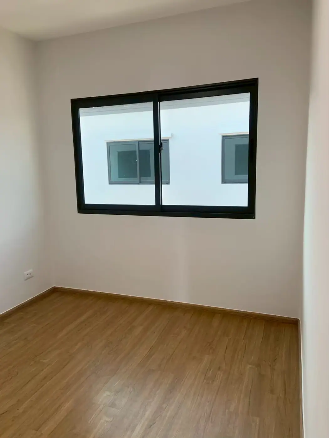 งานติดฟิล์มกรองแสงที่ พลีโน่ รามอินทรา-บางชัน สเตชั่น รูปที่ 4