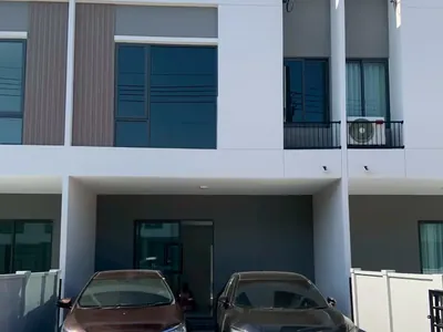 งานติดฟิล์มกรองแสงที่ พลีโน่ รามอินทรา-บางชัน สเตชั่น
