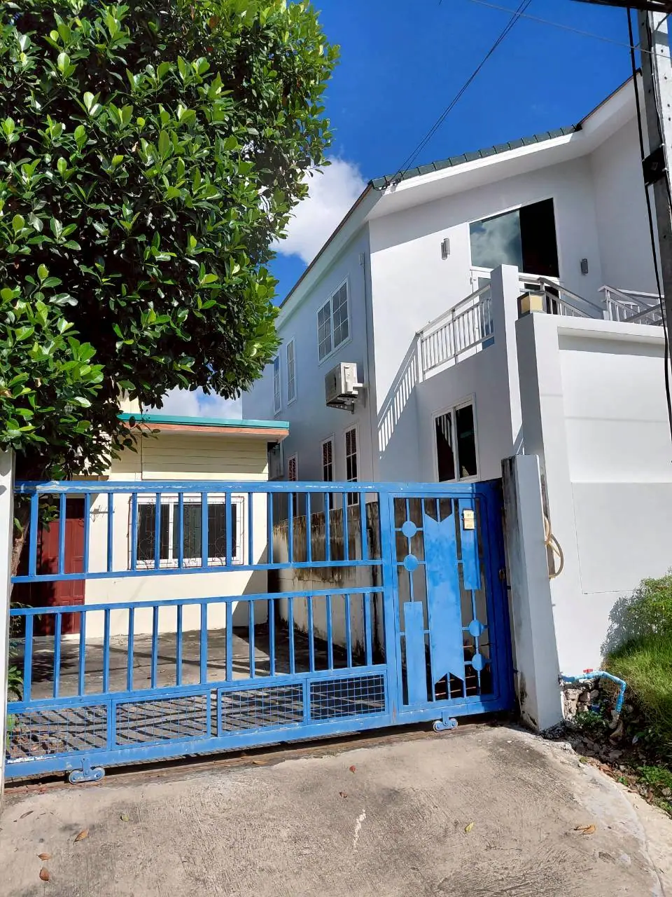 งานติดฟิล์มกรองแสงที่ หมู่3 ตำบลเหนือเมือง อำเภอเมือง ร้อยเอ็ด รูปที่ 3