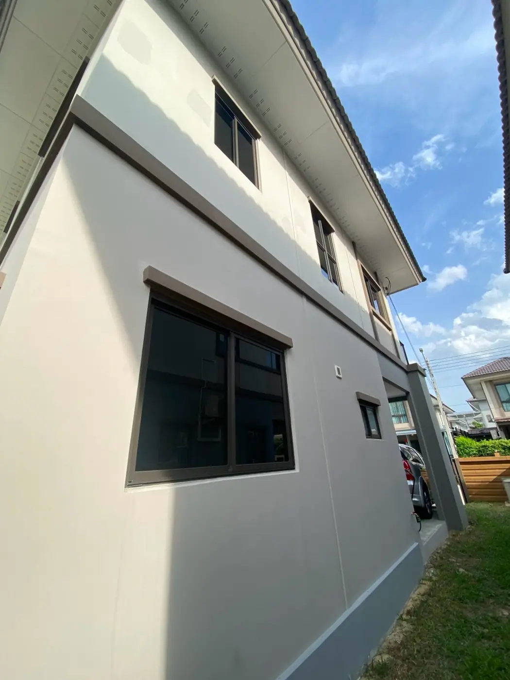 งานติดฟิล์มกรองแสงที่ หมู่บ้าน ภัสสร เพรสทีจ รูปที่ 5