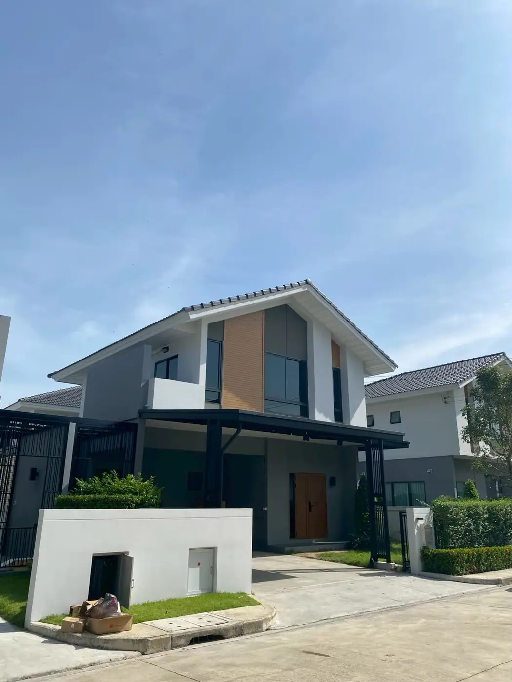 งานติดฟิล์มกรองแสงที่ หมู่บ้าน เพอร์เฟค เพลส รามอินทรา รูปที่ 6
