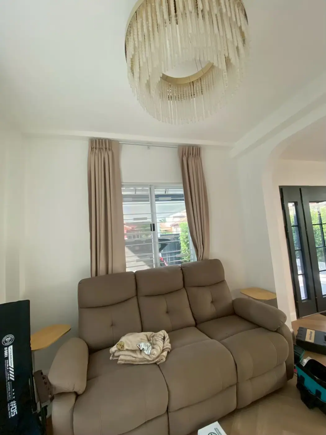 งานติดฟิล์มกรองแสงที่ หมู่บ้านชวนชื่นวัชรพล รูปที่ 3