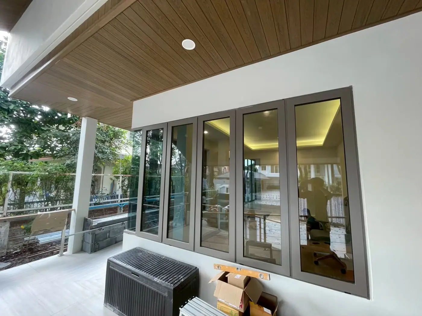 งานติดฟิล์มกรองแสงที่ หมู่บ้านลดาวัลย์ ปิ่นเกล้า รูปที่ 3