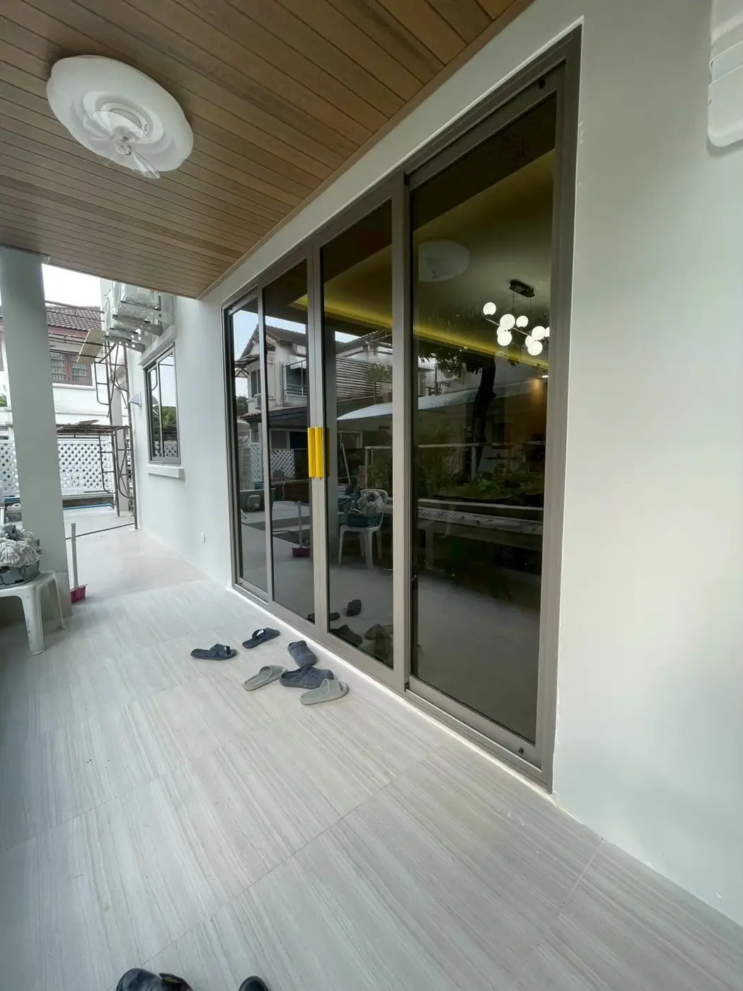 งานติดฟิล์มกรองแสงที่ หมู่บ้านลดาวัลย์ ปิ่นเกล้า รูปที่ 7