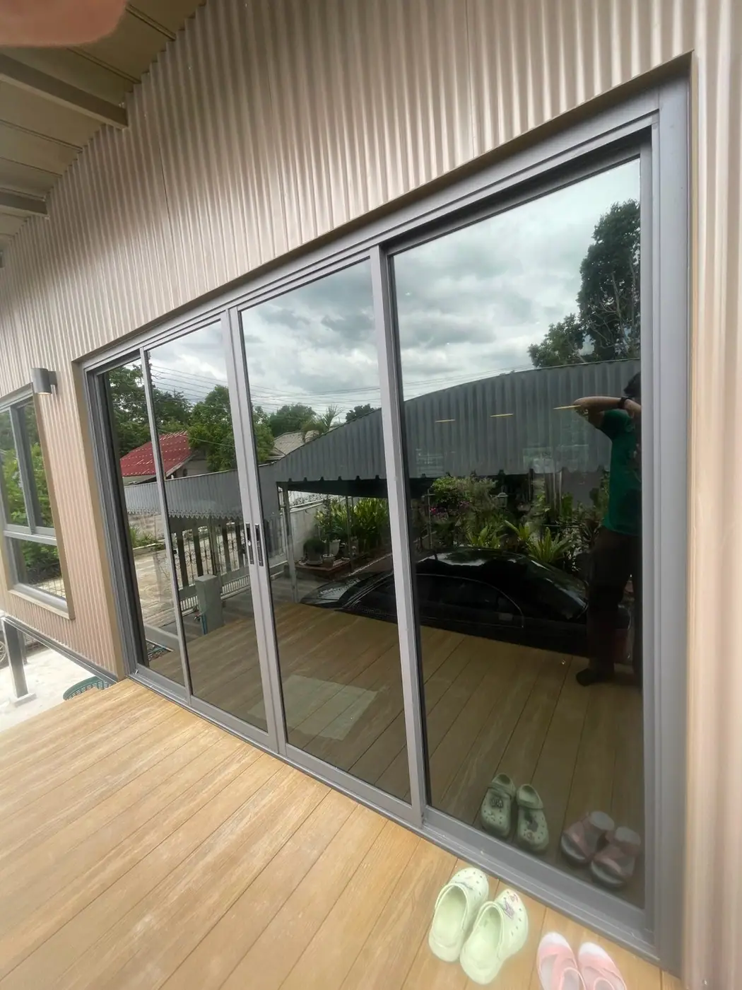 งานติดฟิล์มกรองแสงที่ หมู่บ้านเปรมวดี 1 ถ.พุทธมณฑลสาย 2 รูปที่ 7