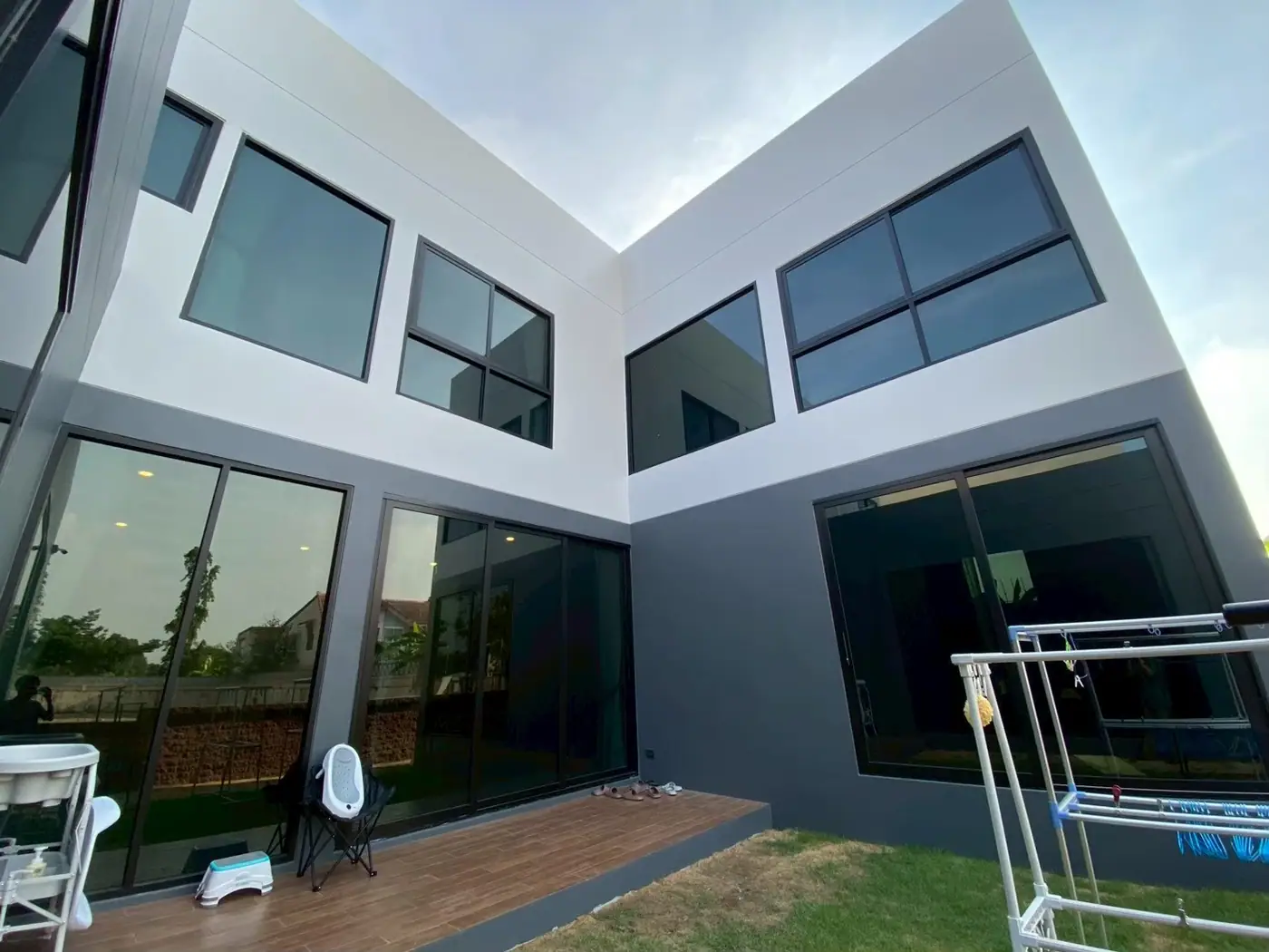 งานติดฟิล์มกรองแสงที่ หมู่บ้านแกรนด์ รูปที่ 2