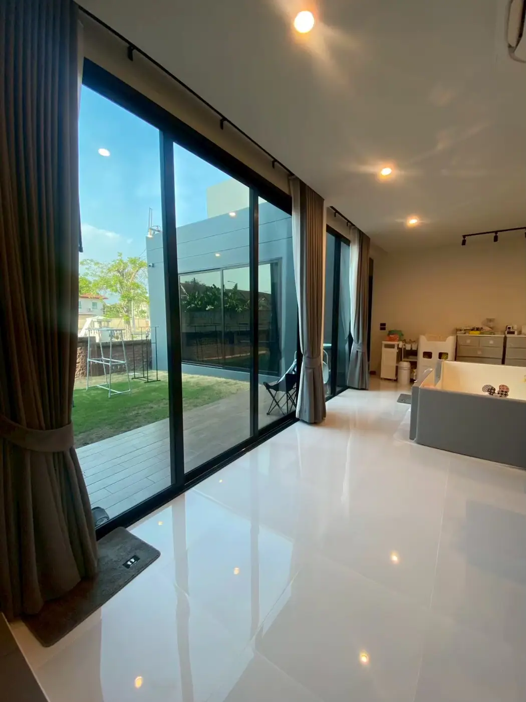 งานติดฟิล์มกรองแสงที่ หมู่บ้านแกรนด์ รูปที่ 7