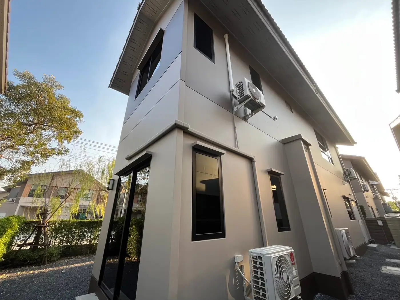 งานติดฟิล์มกรองแสงที่ อณาสิริรังสิต รูปที่ 6