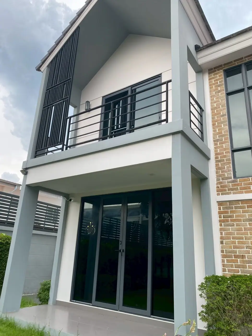 งานติดฟิล์มกรองแสงที่ เดอะไฮฟ์โรจนะ รูปที่ 8
