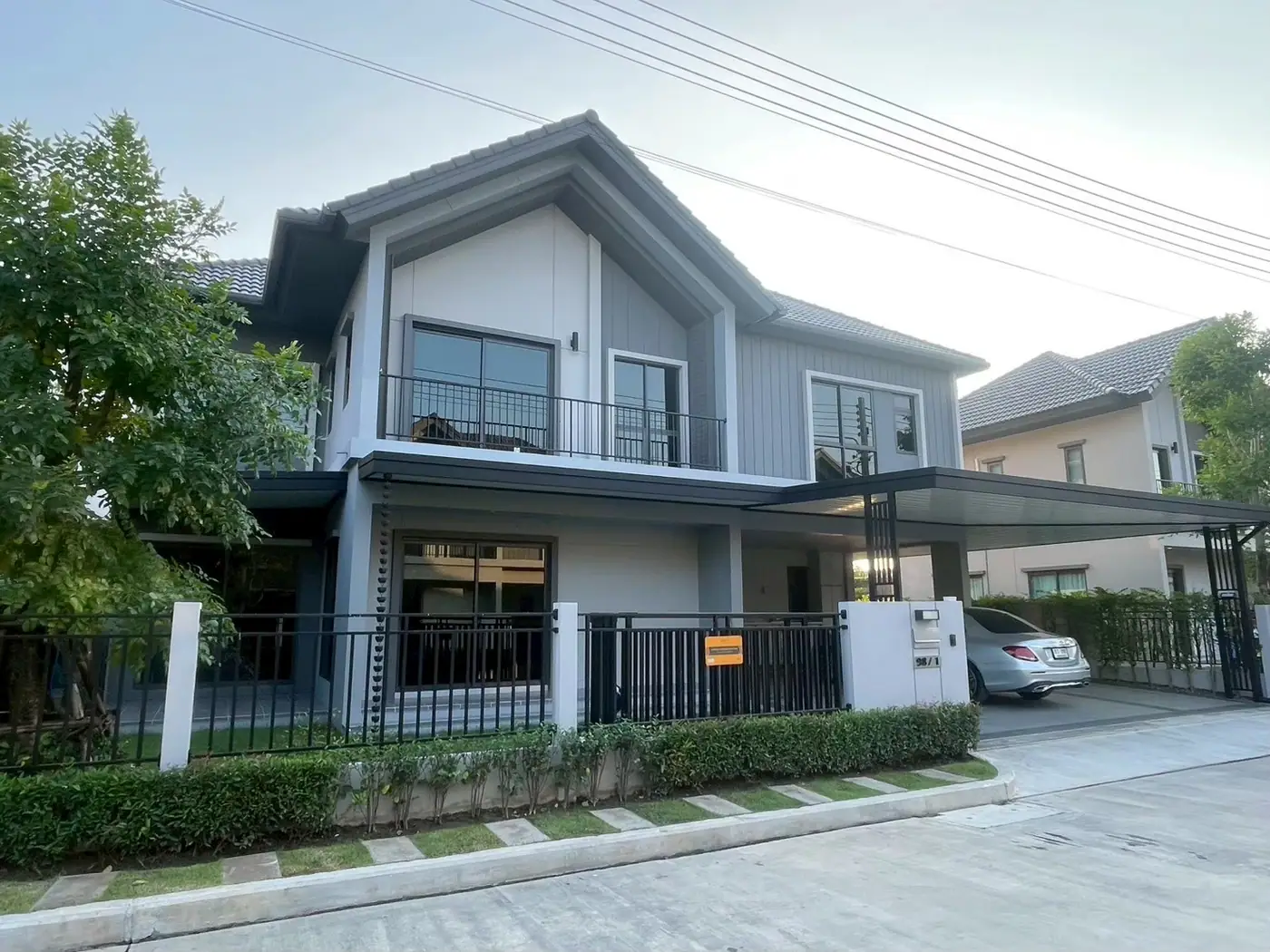 งานติดฟิล์มกรองแสงที่ เวนิว พอร์เทรด ดอนเมือง-แจ้งวัฒนะ รูปที่ 8